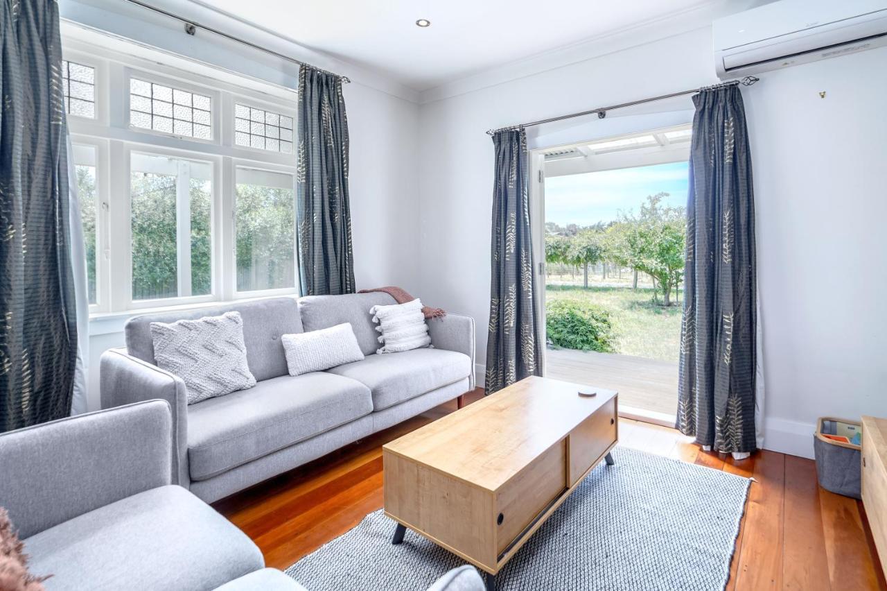 Brooklands Cottage The Award Winning Villa Martinborough Bagian luar foto