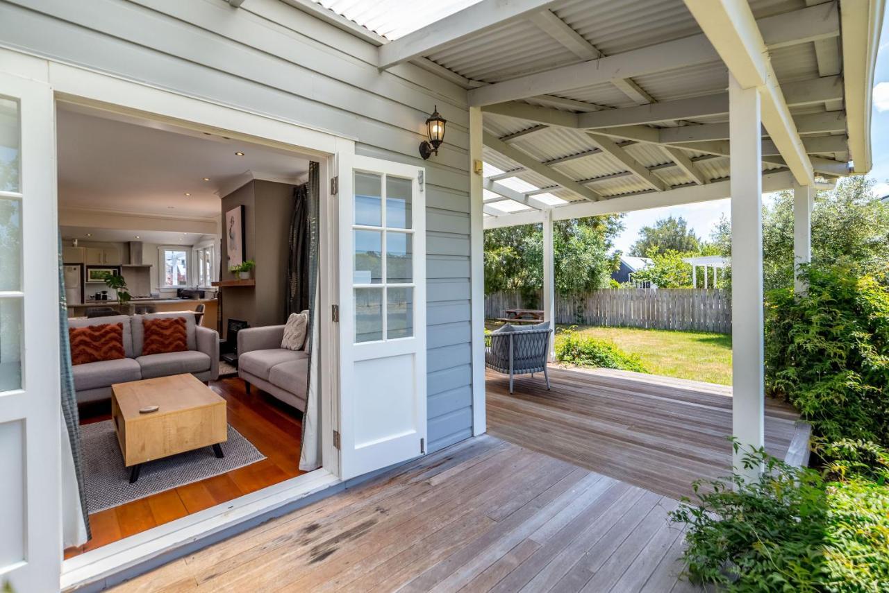 Brooklands Cottage The Award Winning Villa Martinborough Bagian luar foto
