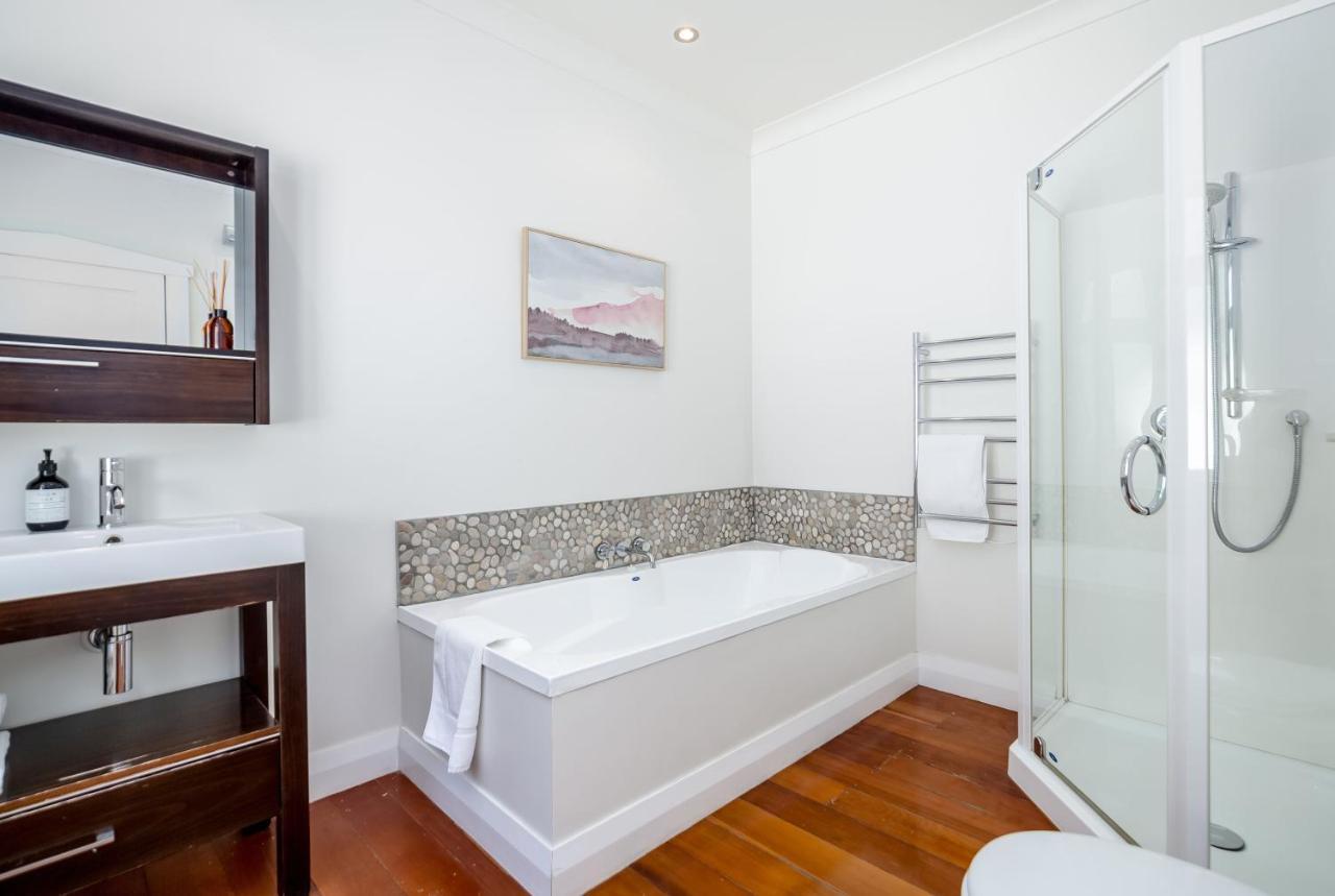 Brooklands Cottage The Award Winning Villa Martinborough Bagian luar foto